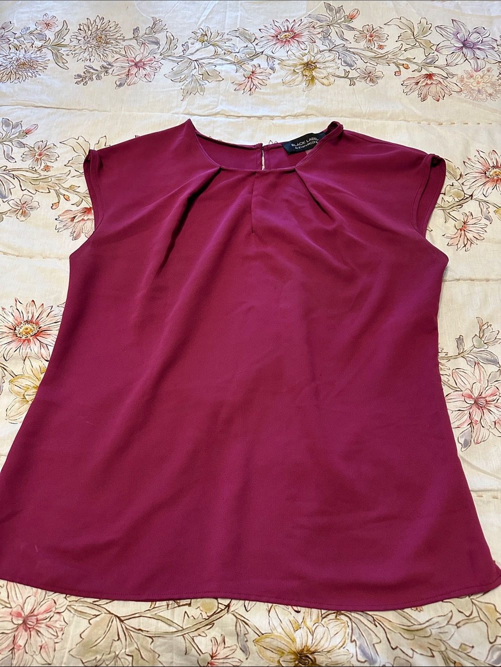 Apt. 9 Cap Sleeve Blouse in Berry Plum